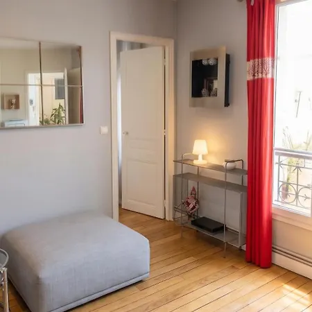 30 M² Parking Neuilly-sur-Seine